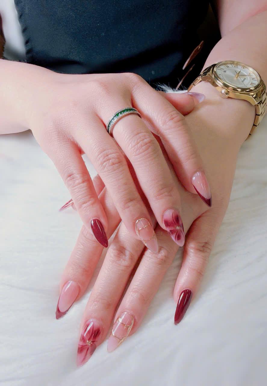 custom nail designs Yarmouth
