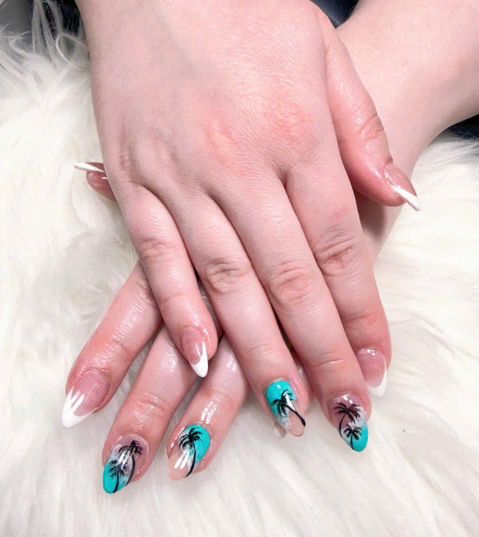 nail services Yarmouth NS